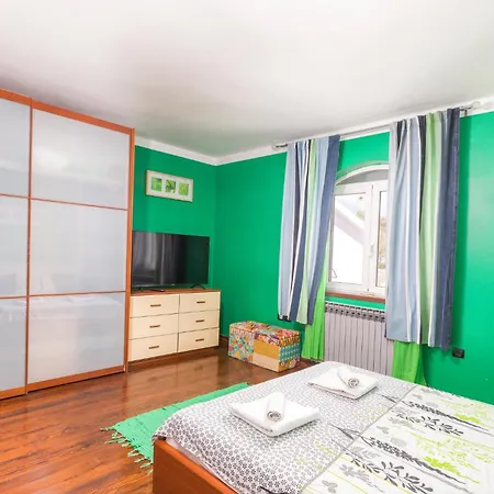 Holiday home Amazing In With Sauna *