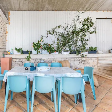 Amazing In With Sauna Holiday home Pula