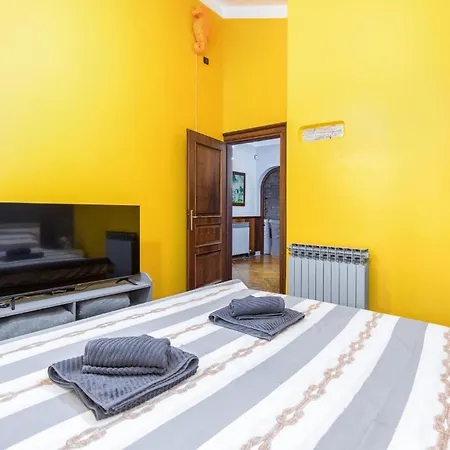 Holiday home Amazing In With Sauna Pula