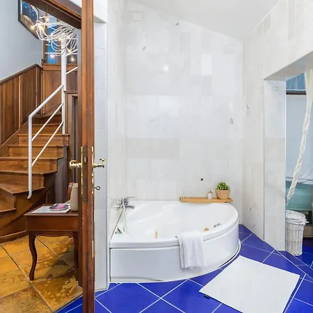 Amazing In With Sauna Holiday home Pula