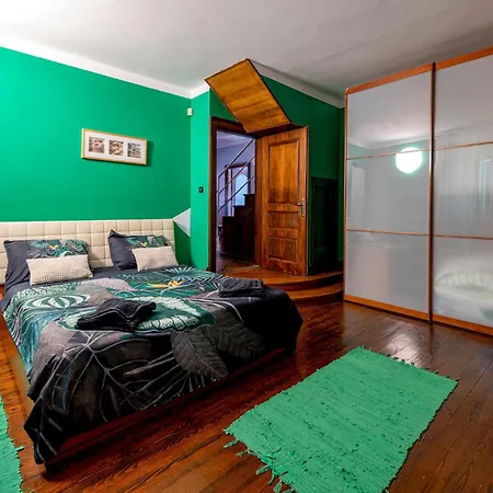 Amazing In With Sauna