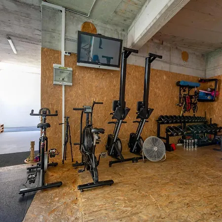 In With Sauna בית נופש פולה