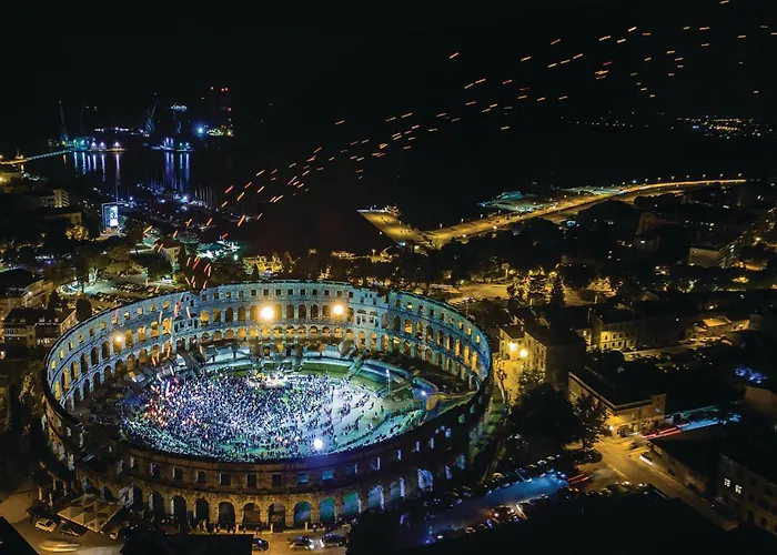 Amazing In With Sauna 度假居 *