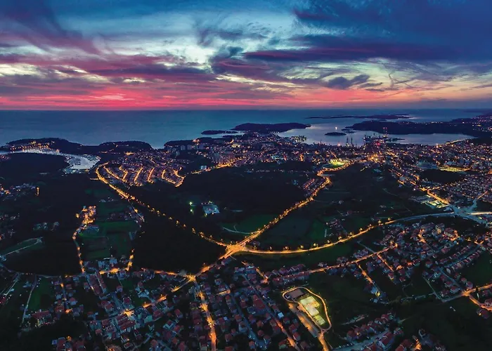 Amazing In With Sauna 度假居 *