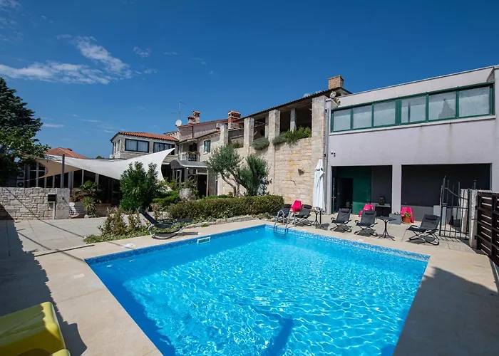 Amazing In With Sauna * 普拉