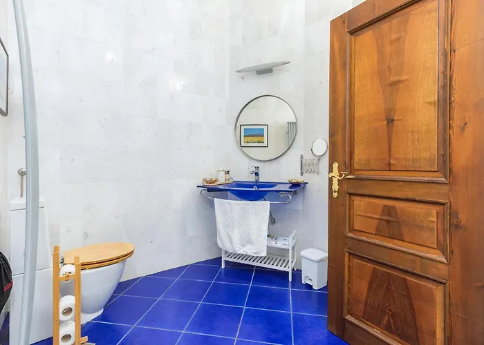 Amazing In With Sauna 度假居 *